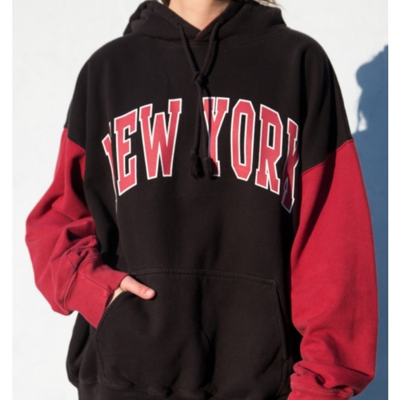 Brandy Melville Tops - MAJOR ISO!! comment if u have any of these items